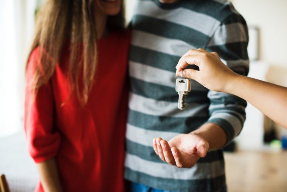 couple-home-house-1288482 couple-home-house-1288482